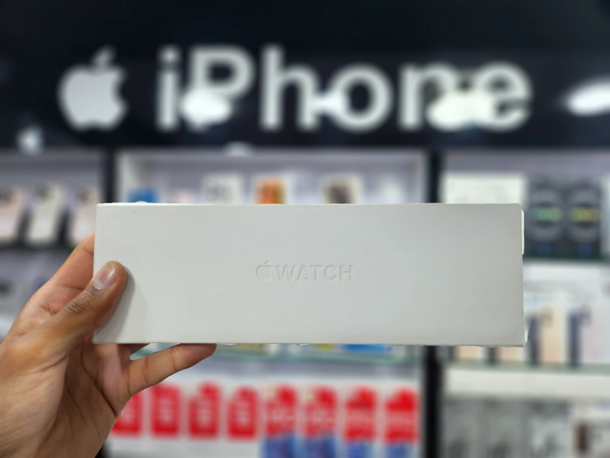 Apple Apple Watch — Box Packed